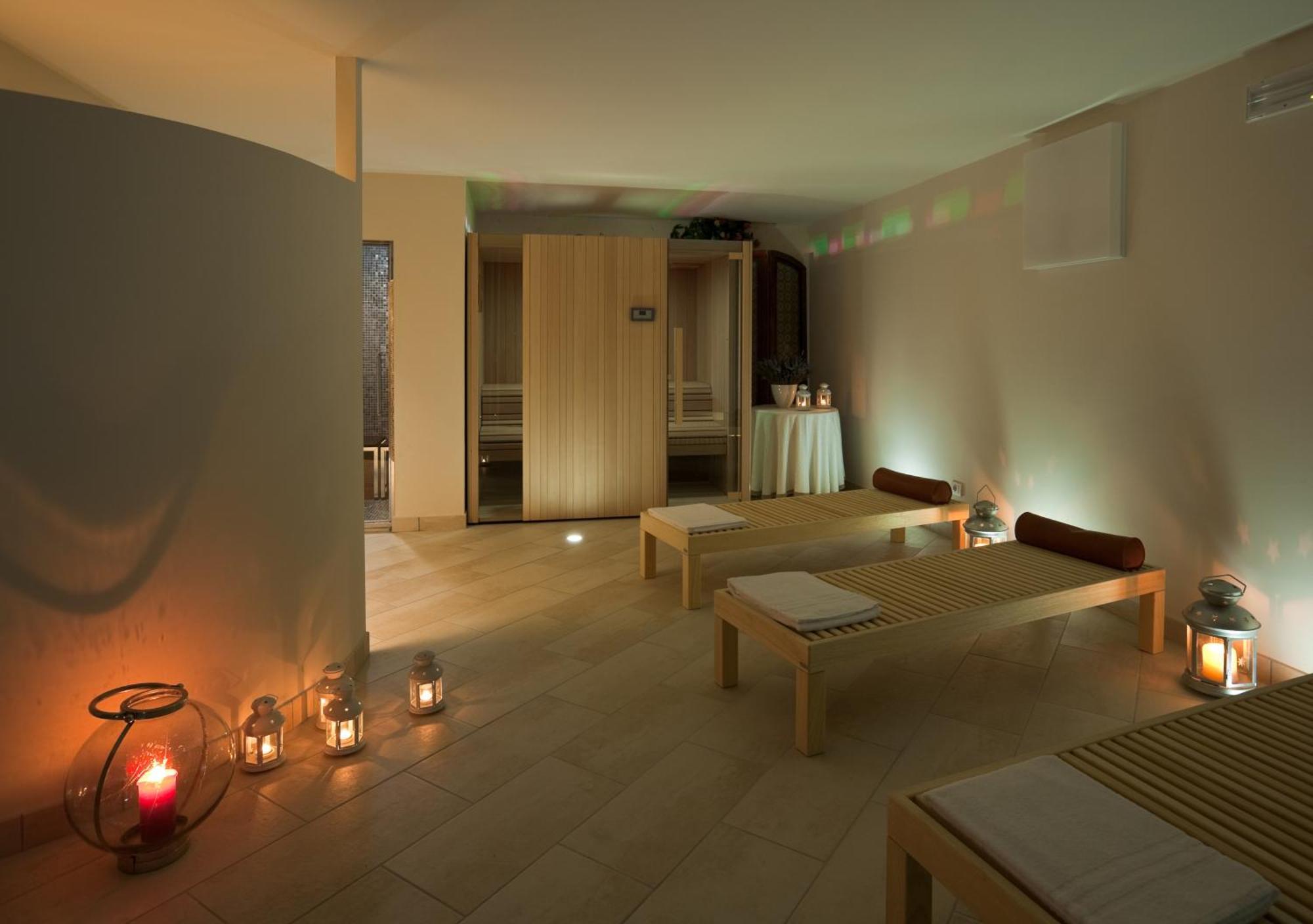 Hotel Acquadolce Пескьера-дель-Гарда Экстерьер фото