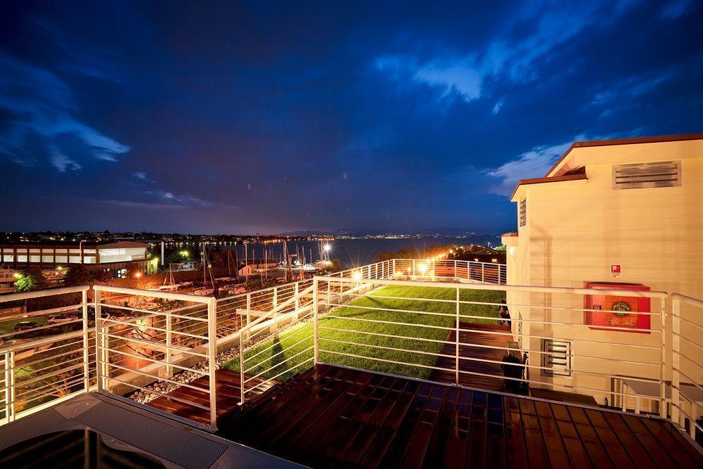 Hotel Acquadolce Пескьера-дель-Гарда Экстерьер фото
