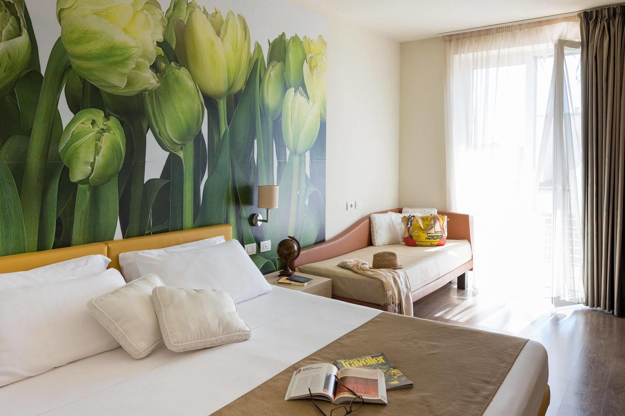 Hotel Acquadolce Пескьера-дель-Гарда Экстерьер фото