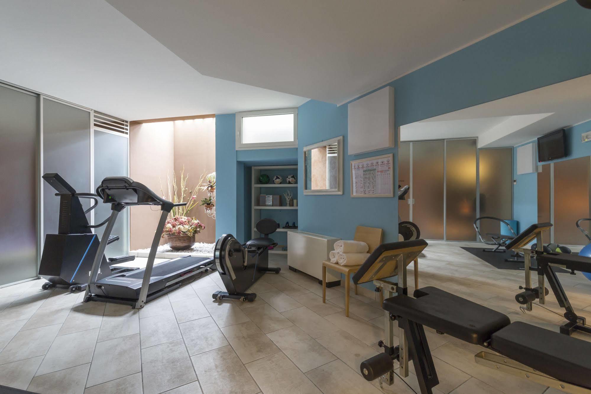 Hotel Acquadolce Пескьера-дель-Гарда Экстерьер фото